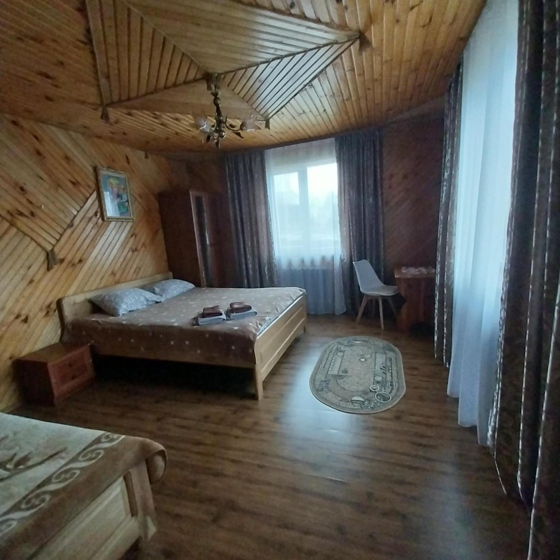 亚列姆切Затишний Дім别墅 外观 照片